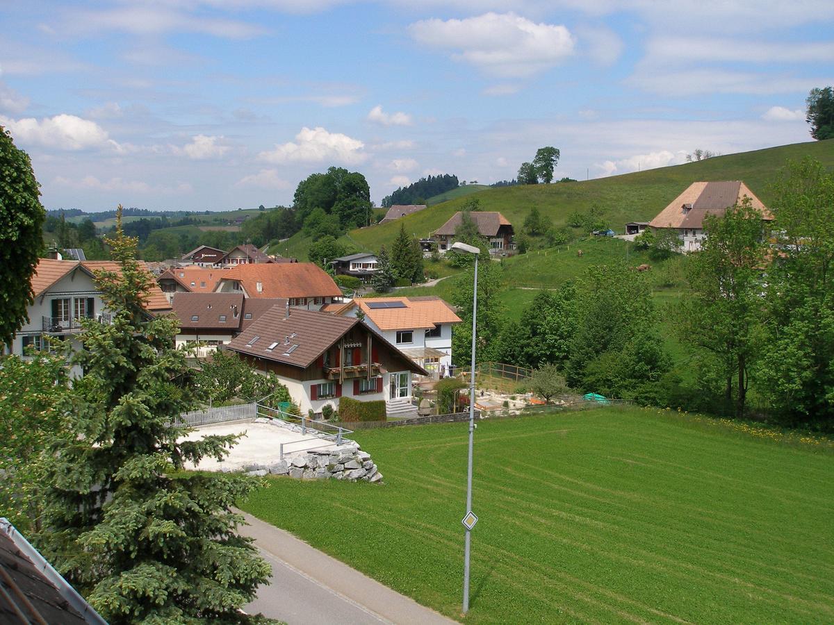Gasthof Rössli Wyssachen Exteriör bild